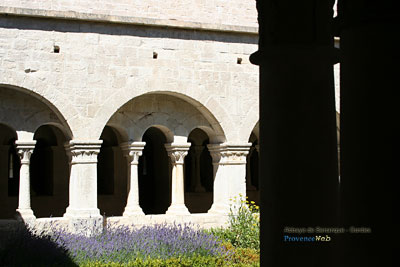 Photo Abbaye de Snanque